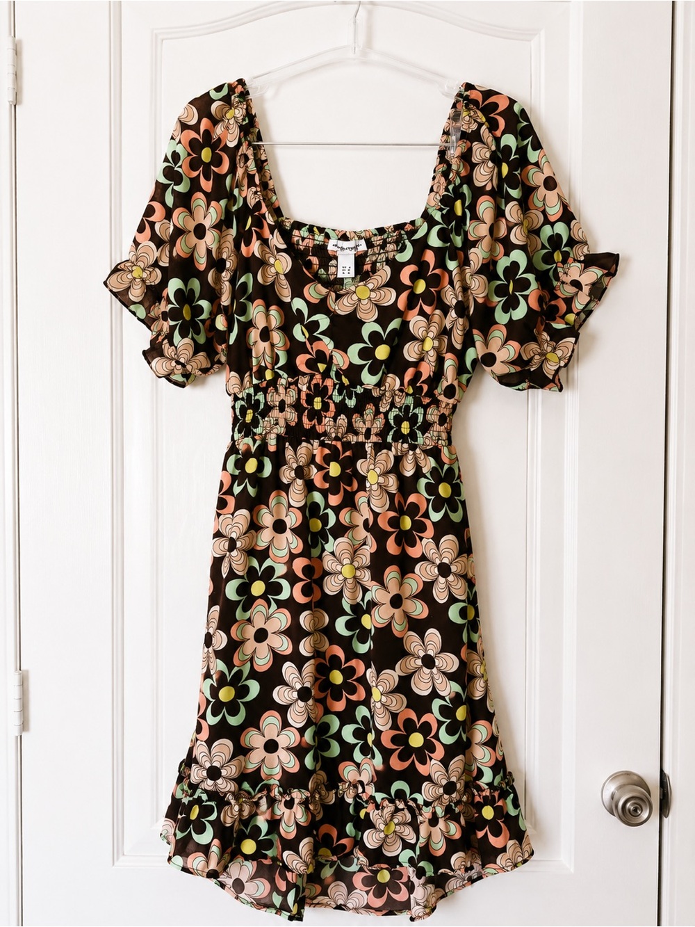 Charlotte Russe Floral Smocked Waist Ruffle Dress NWT Size Large